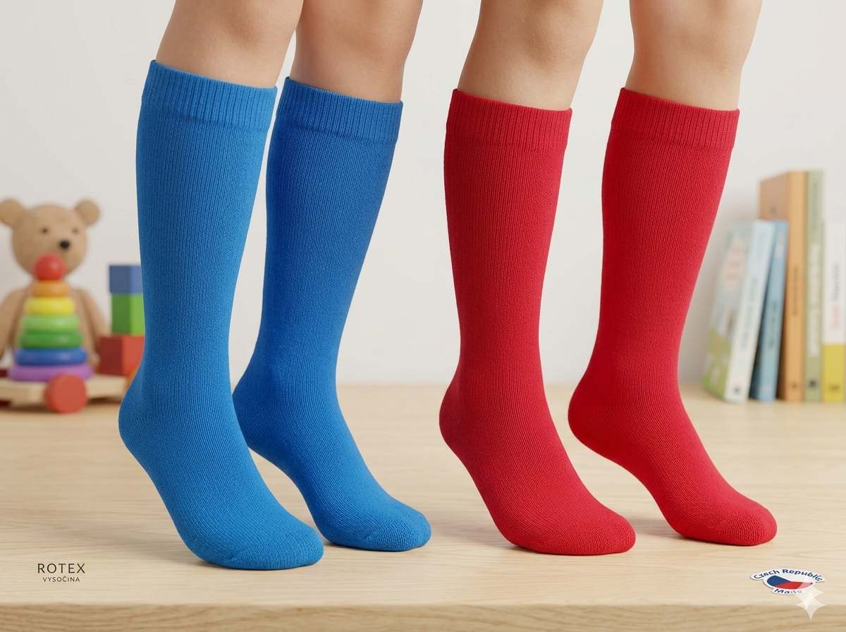 Bavlněné dětské podkolenky jednobarevné červená 33-35