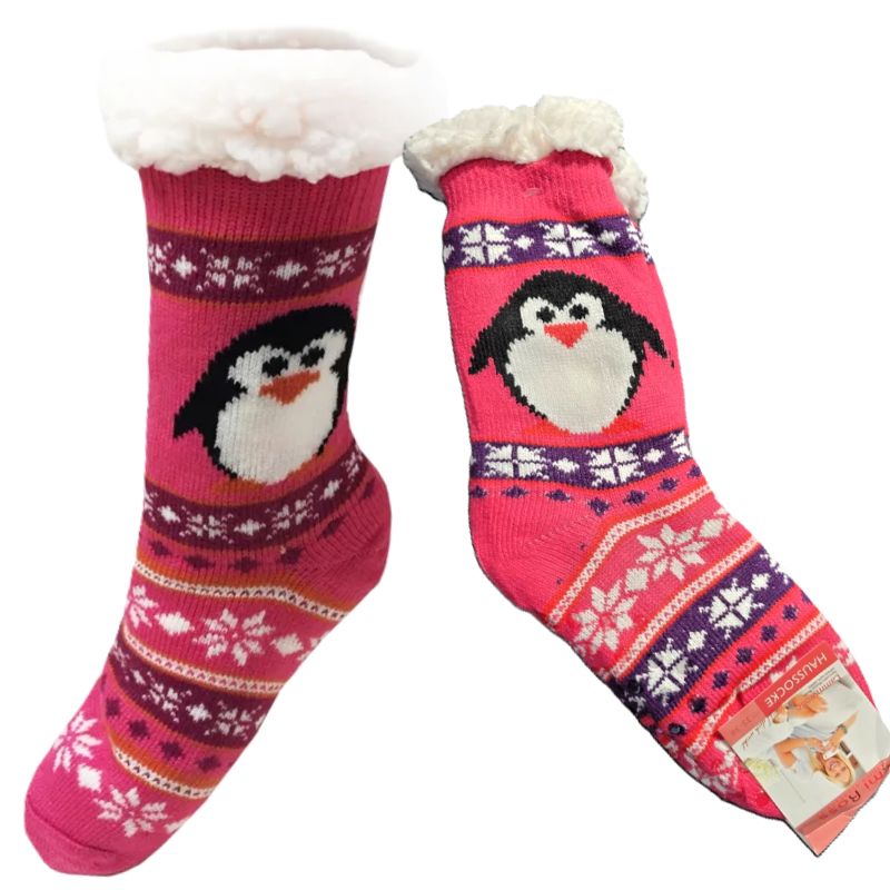 Domácí teplé ponožky s kožíškem protiskluzové Tučňák 35-38 fialová