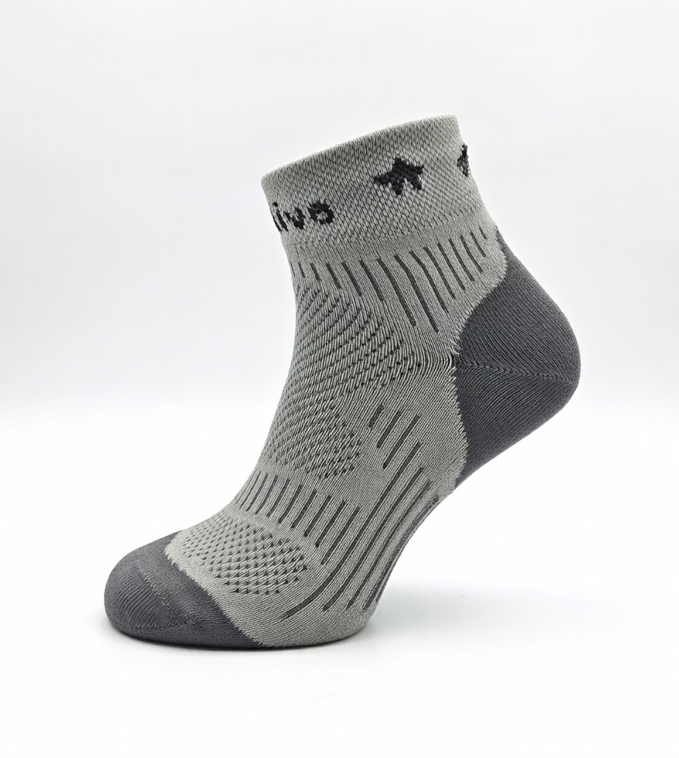 Bavlněné kotníkové sportovní elastické ponožky antibakteriální A43 45-47 šedá 